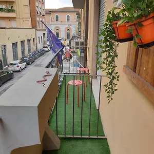 pisa-train-station-hostel.it-tuscanyhotel.com/